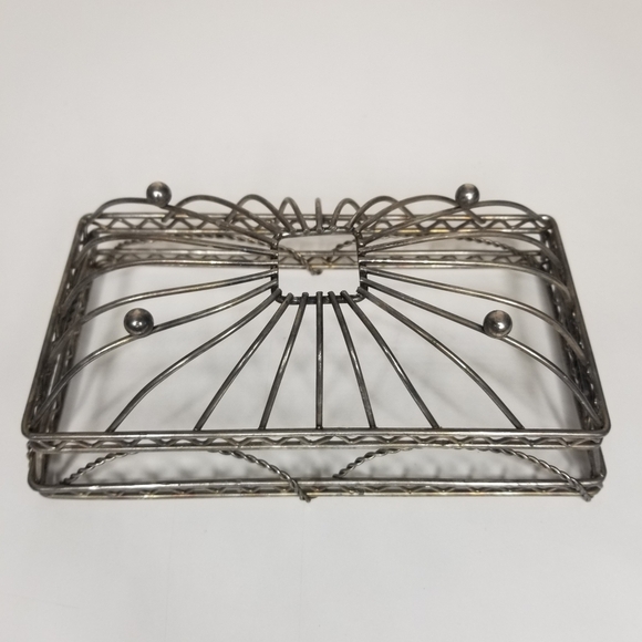 Godinger Silverplate Wire Basket Rectangular Ball Feet Fruit Basket 8.5"L - Picture 7 of 11